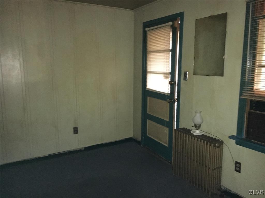 720 Park Street Whitehall, PA 18052 - Photo 9 of 12