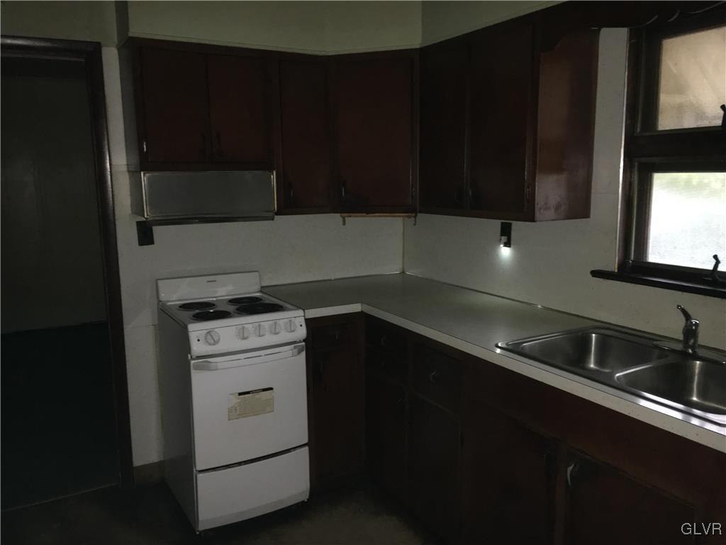 720 Park Street Whitehall, PA 18052 - Photo 10 of 12