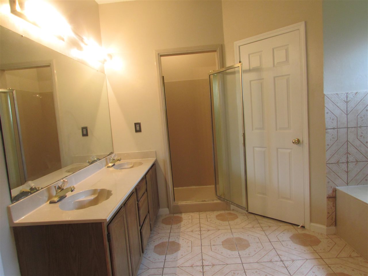 4285 Old Forest Road Memphis, TN 38125 - Photo 10 of 20 Gallery Image 10