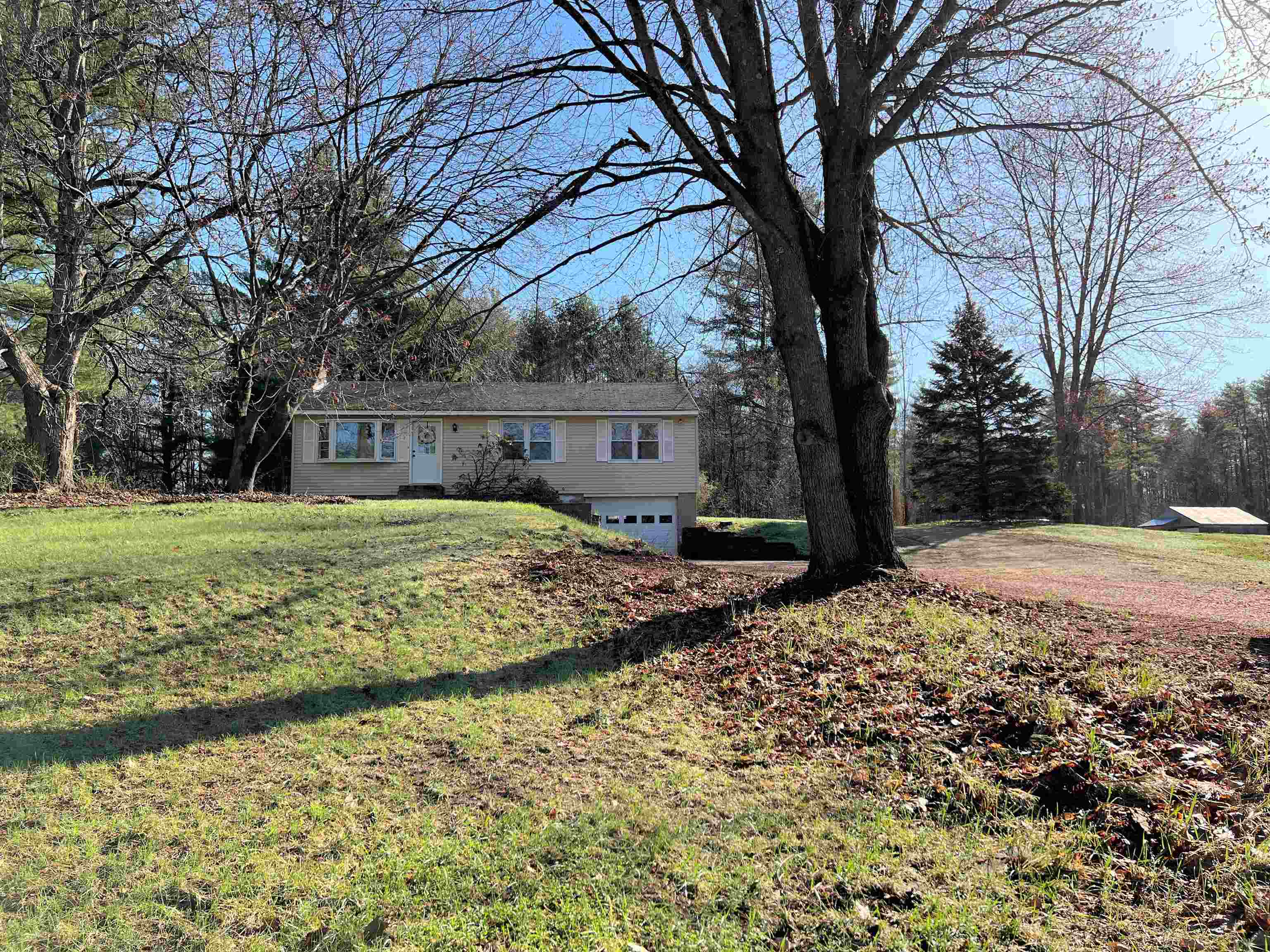 889 Northfield Road Hinsdale, NH 03451 - Photo 1 of 25 Gallery Image 1