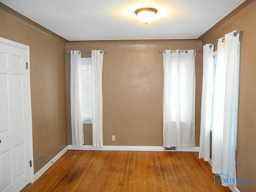 3832 Bowen Road Toledo, OH 43613 - Photo 12 of 14 Dining Room.