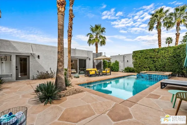 $1,245,000 | 641 Dunes Court, Palm Springs, CA 92264