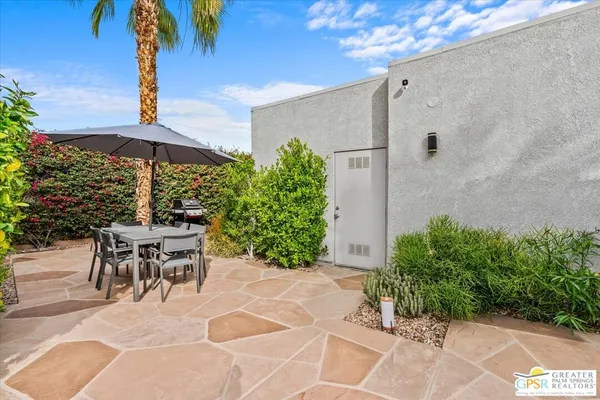 $1,245,000 | 641 Dunes Court, Palm Springs, CA 92264