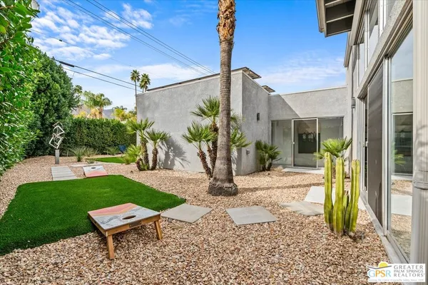 $1,245,000 | 641 Dunes Court, Palm Springs, CA 92264