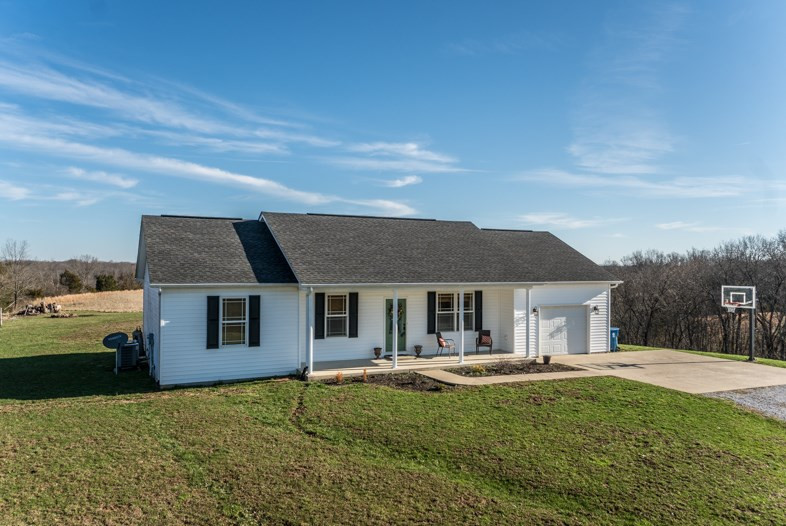 2420 Keefer Lawrenceville Road Corinth, KY 41010 - Photo 1 of 26