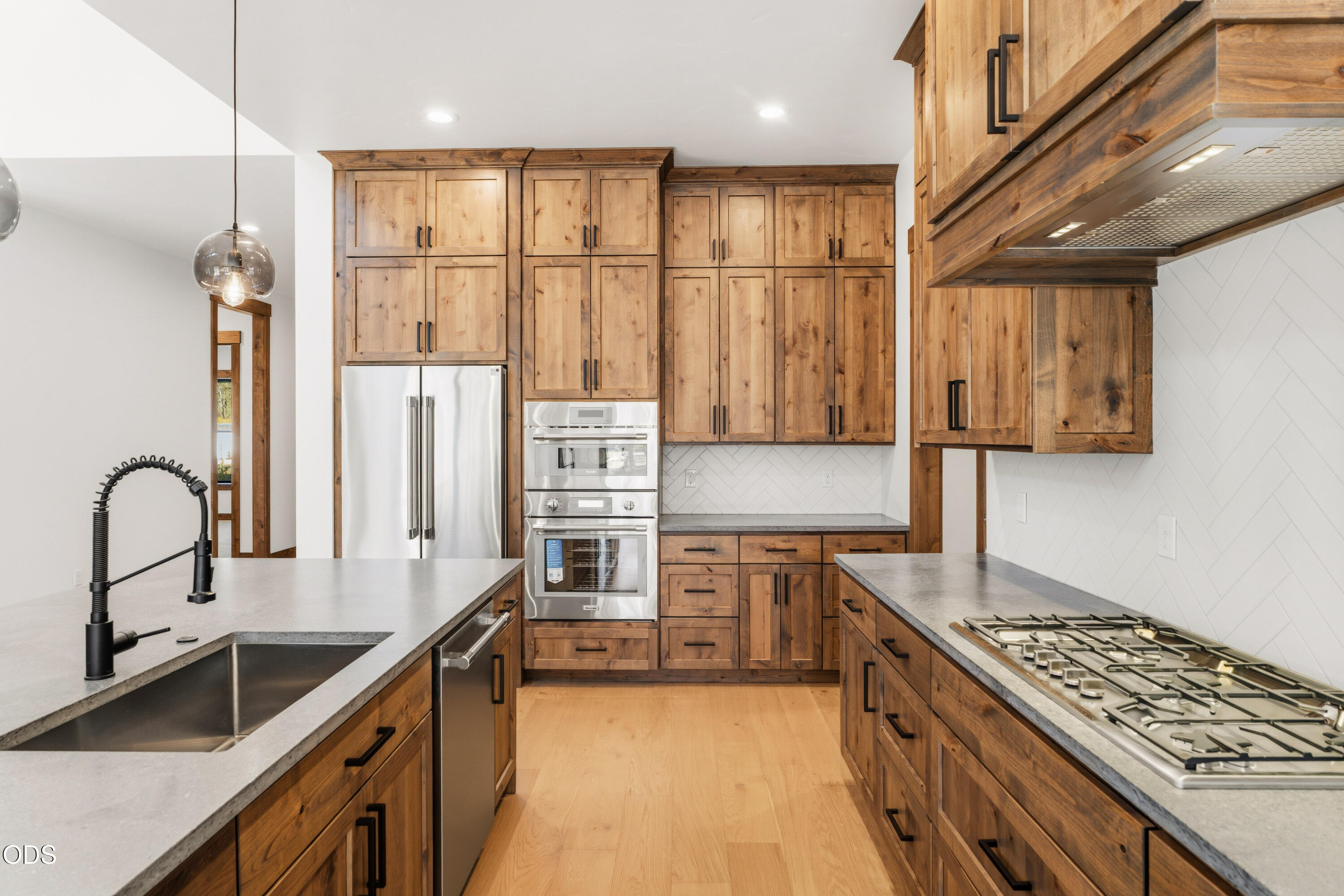 17780 Preservation Loop, Unit 486 Bend, OR 97707 - Photo 22 of 43