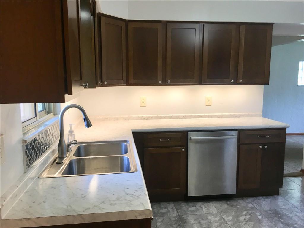 408 Murrysville Road Trafford, PA 15085 - Photo 7 of 20 Gallery Image 7