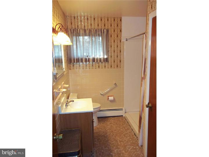 4680 Painted Sky Road Reading, PA 19606 - Photo 13 of 19 Master Bathroom