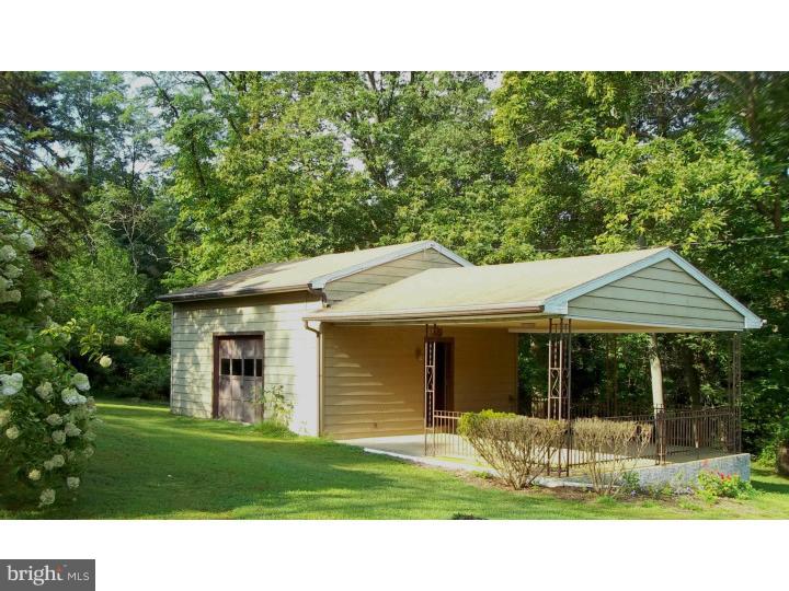 4680 Painted Sky Road Reading, PA 19606 - Photo 10 of 19 Garage