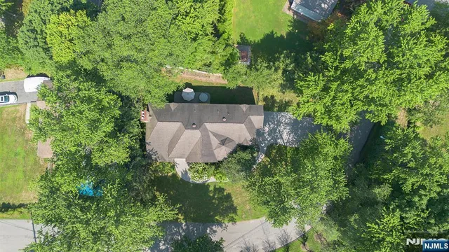 $1,450,000 | 5 Kenyon Court, Norwood, NJ 07648