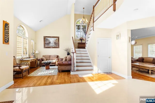 $1,450,000 | 5 Kenyon Court, Norwood, NJ 07648