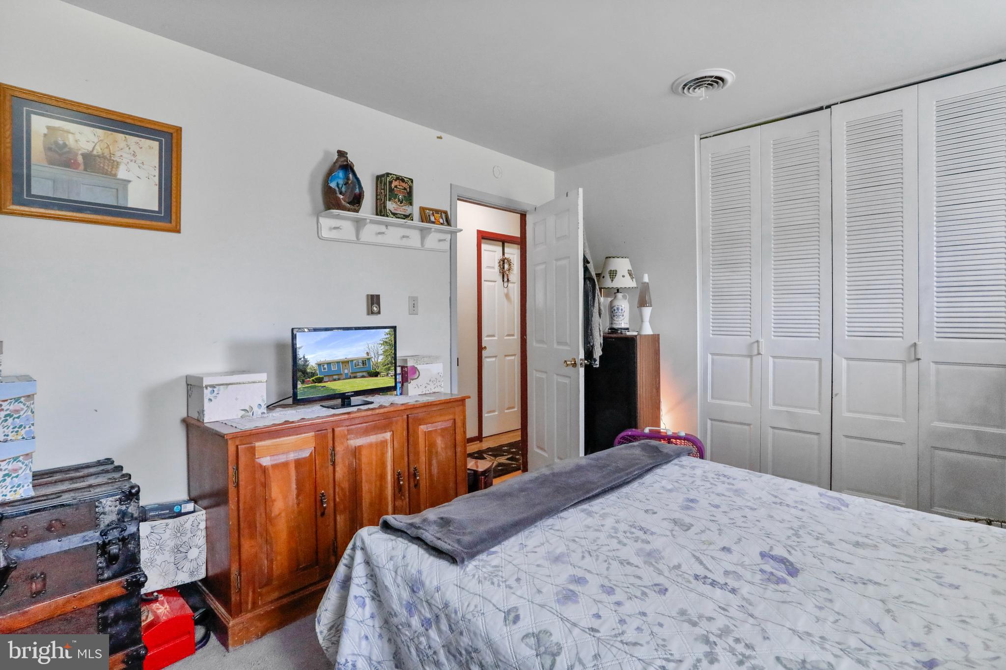 8311 Mapleville Road Boonsboro, MD 21713 - Photo 41 of 64 Bedroom #1