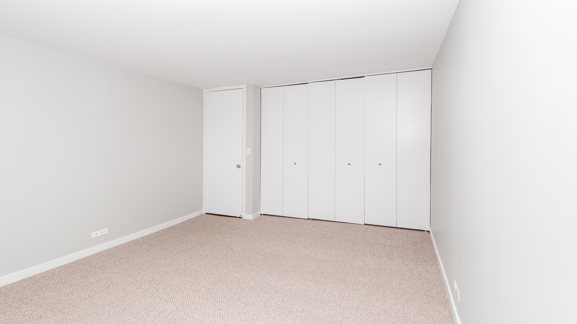 655 West Irving Park Road, Unit 4203 Chicago, IL 60613 - Photo 12 of 21