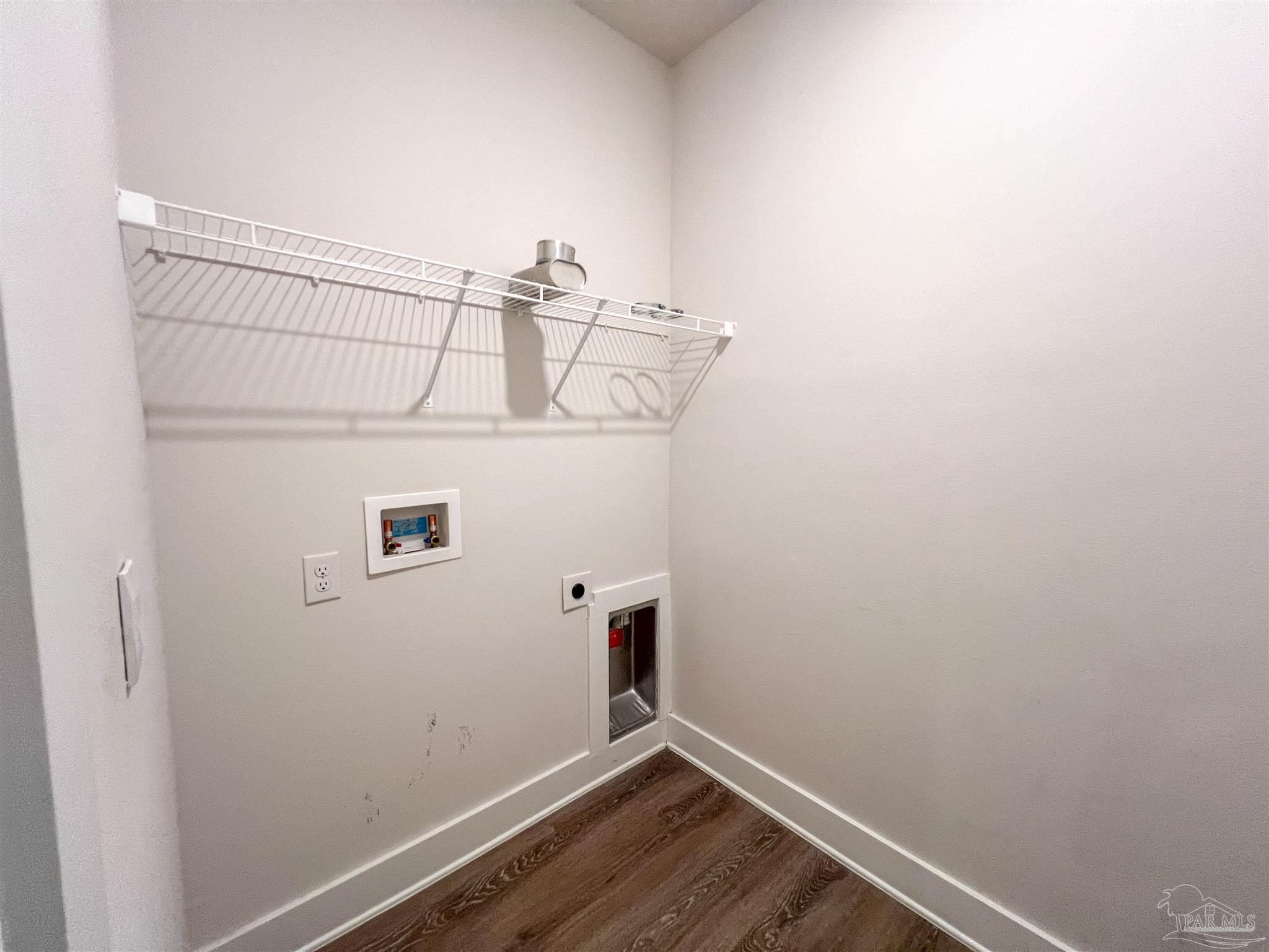 5709 Danbury Boulevard Pace, FL 32571 - Photo 20 of 31