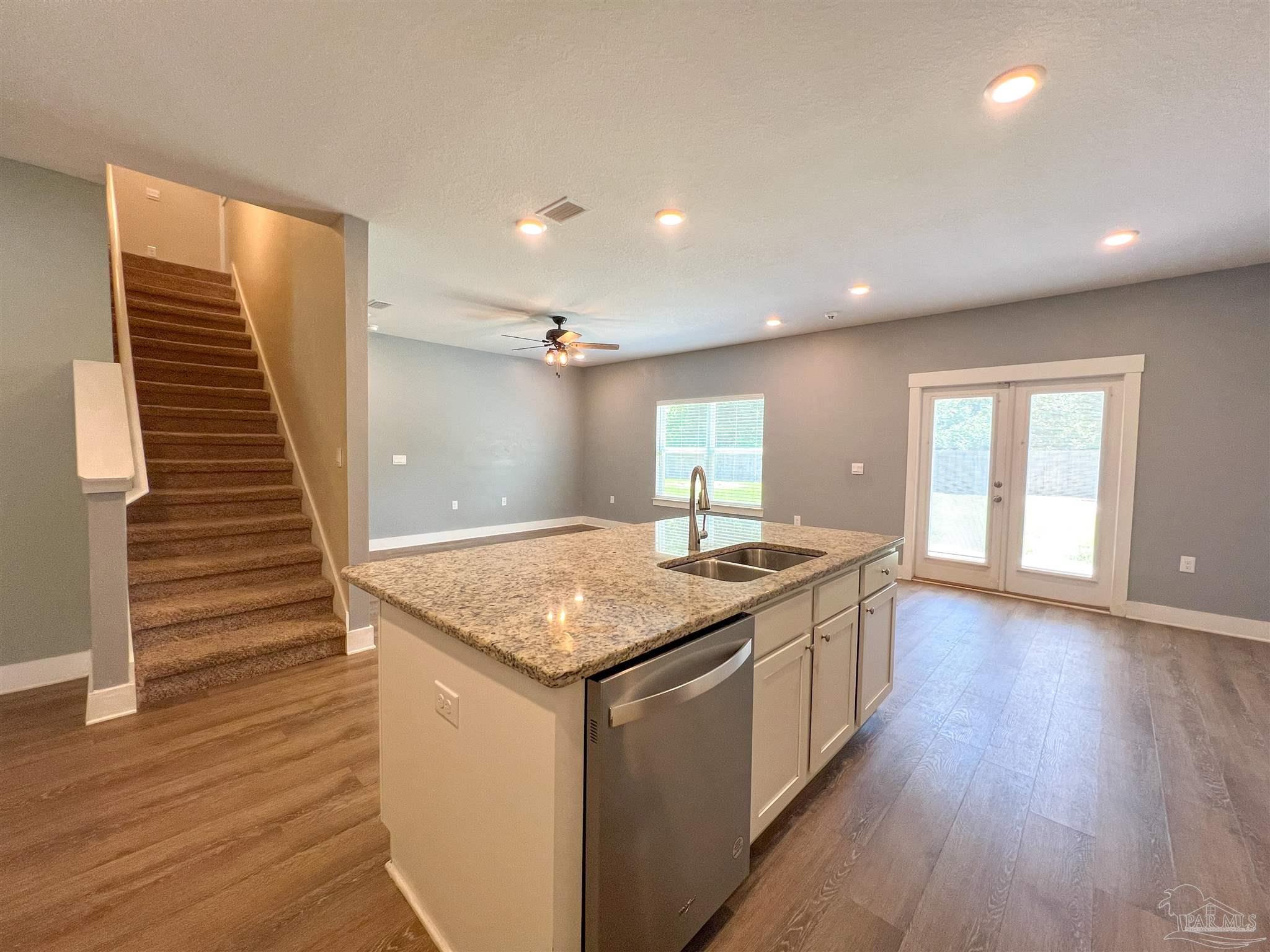 5709 Danbury Boulevard Pace, FL 32571 - Photo 5 of 31