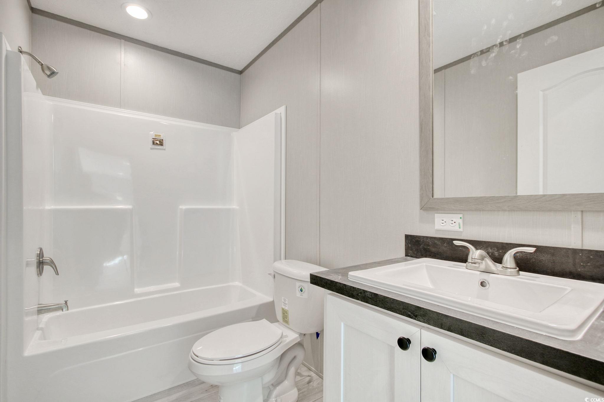 280 Samuel Road Loris, SC 29569 - Photo 21 of 29 Full bathroom featuring toilet, shower / washtub c