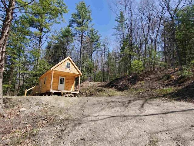 $95,900 | 0 Tunnel Road, Grafton, NH 03240