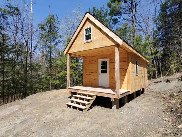 $95,900 | 0 Tunnel Road, Grafton, NH 03240