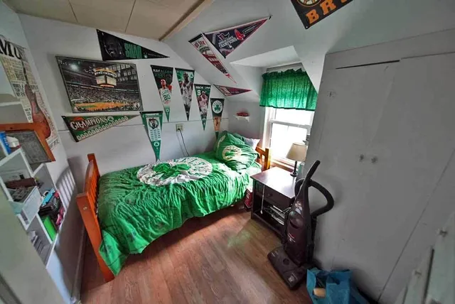 $119,900 | 34 Charles Street, Houlton, ME 04730