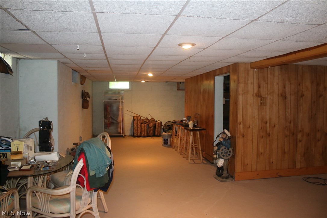7183 Lake Road East Madison, OH 44057 - Photo 16 of 21 Gallery Image 16