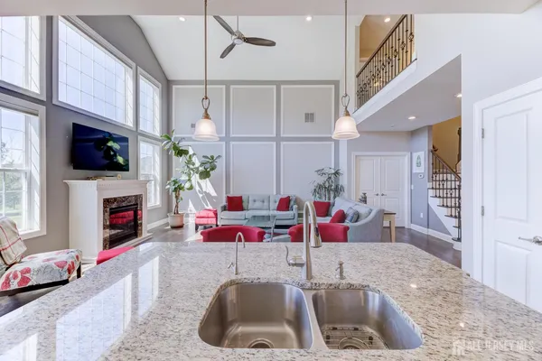 $949,000 | 6 Michelangelo Drive, Monmouth Junction, NJ 08852