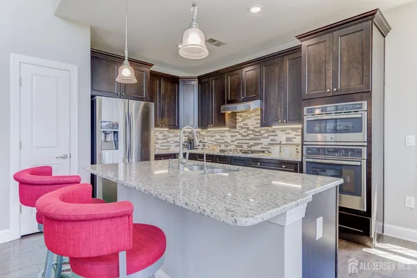 $949,000 | 6 Michelangelo Drive, Monmouth Junction, NJ 08852