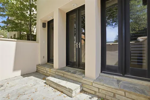 $850,000 | 2613 Museum Way, Fort Worth, TX 76107