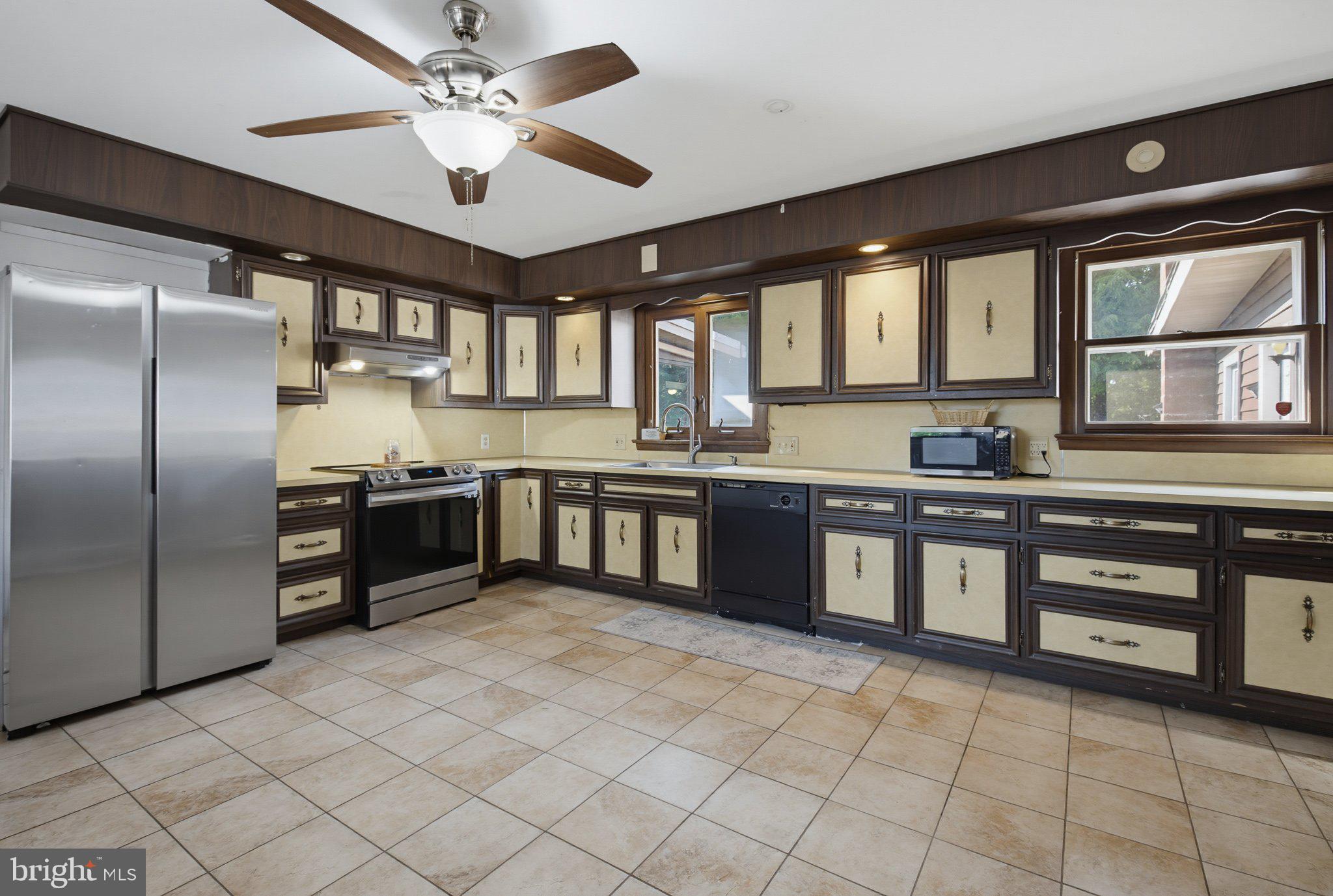 3371 Rothsville Road Akron, PA 17501 - Photo 10 of 40