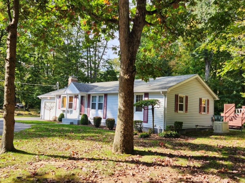 279 Twin River Road Lincoln, RI 02865 - Photo 4 of 50 Gallery Image 4