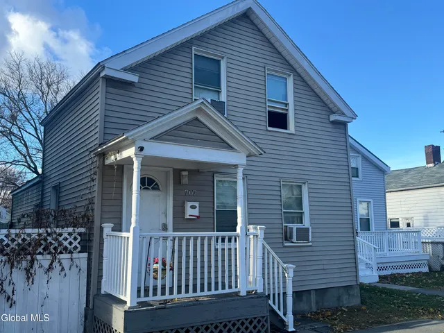 $135,000 | 707 5th Avenue, Troy, NY 12182