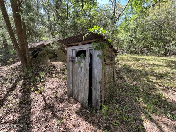 $1,800,000 | 15672 County Road 108, Hilliard, FL 32046