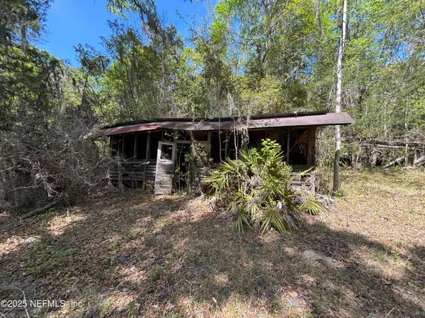 $1,800,000 | 15672 County Road 108, Hilliard, FL 32046