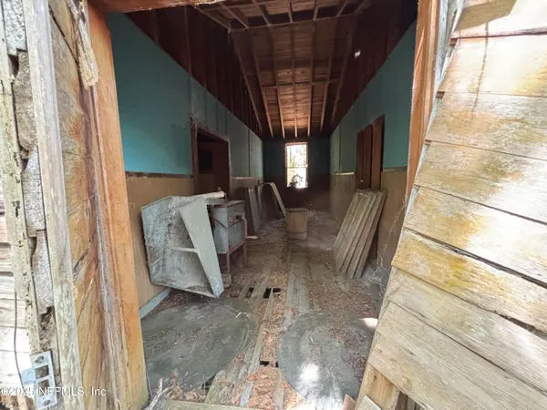 $1,800,000 | 15672 County Road 108, Hilliard, FL 32046