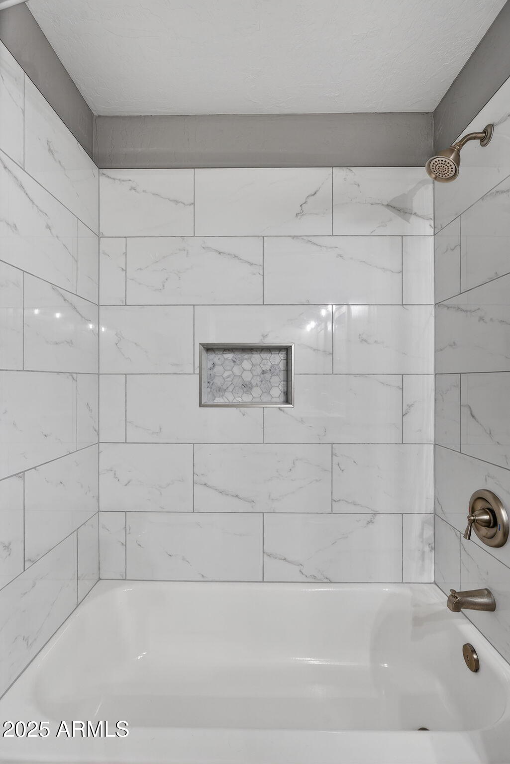 15427 South 16th Avenue Phoenix, AZ 85045 - Photo 32 of 53 a bathroom with a bathtub