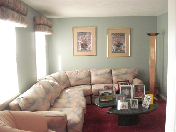 79 Pattys Road Mansfield, MA 02048 - Photo 5 of 14 Gallery Image 5