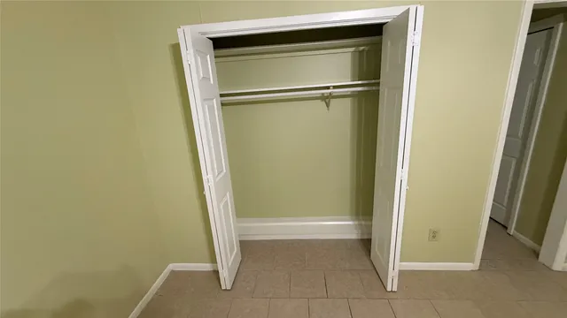 $1,995 | 7706 Winter Glen Lane, Houston, TX 77083