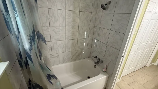 $1,995 | 7706 Winter Glen Lane, Houston, TX 77083