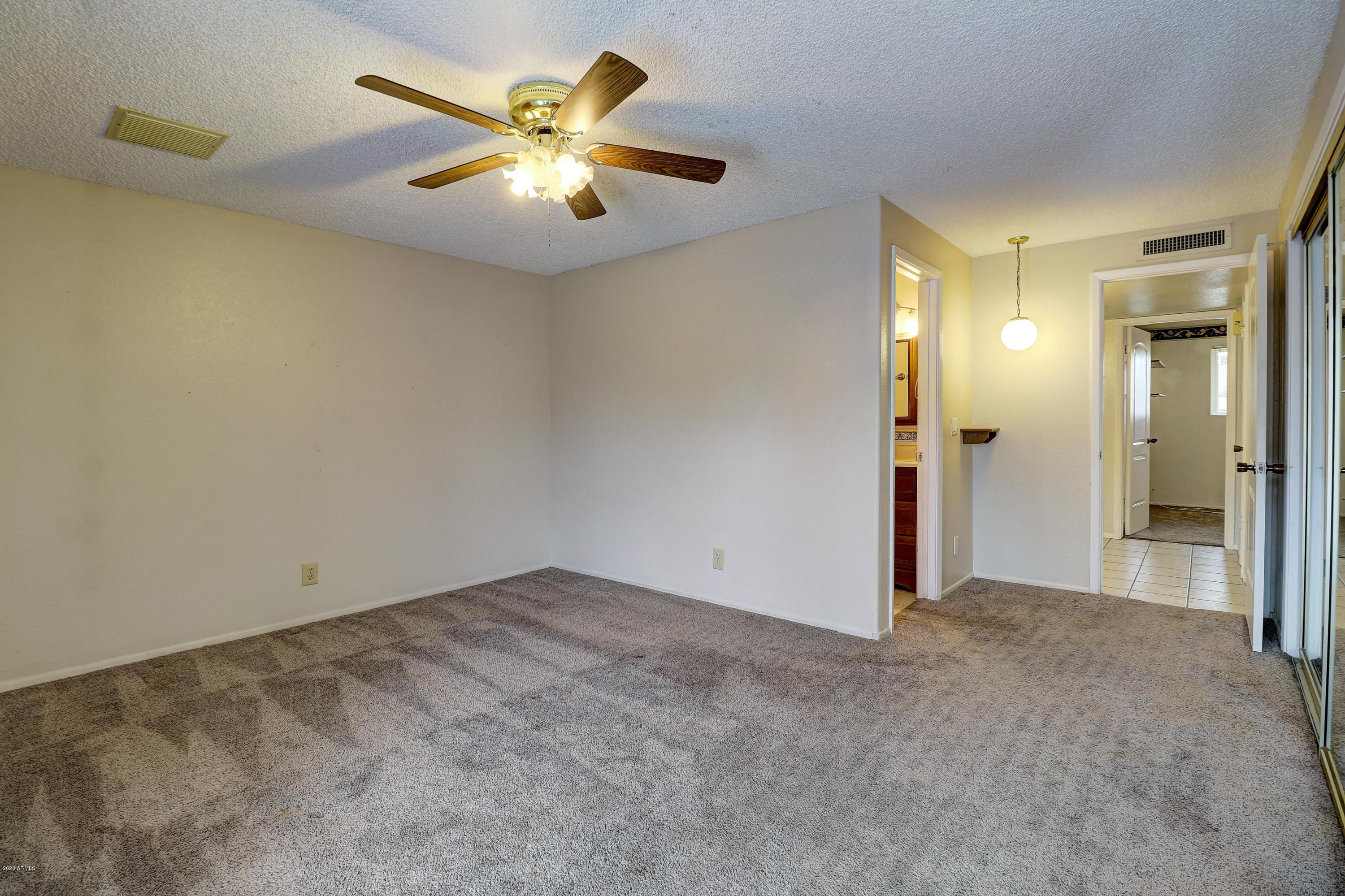5641 West Hatcher Road Glendale, AZ 85302 - Photo 11 of 19 B (16)