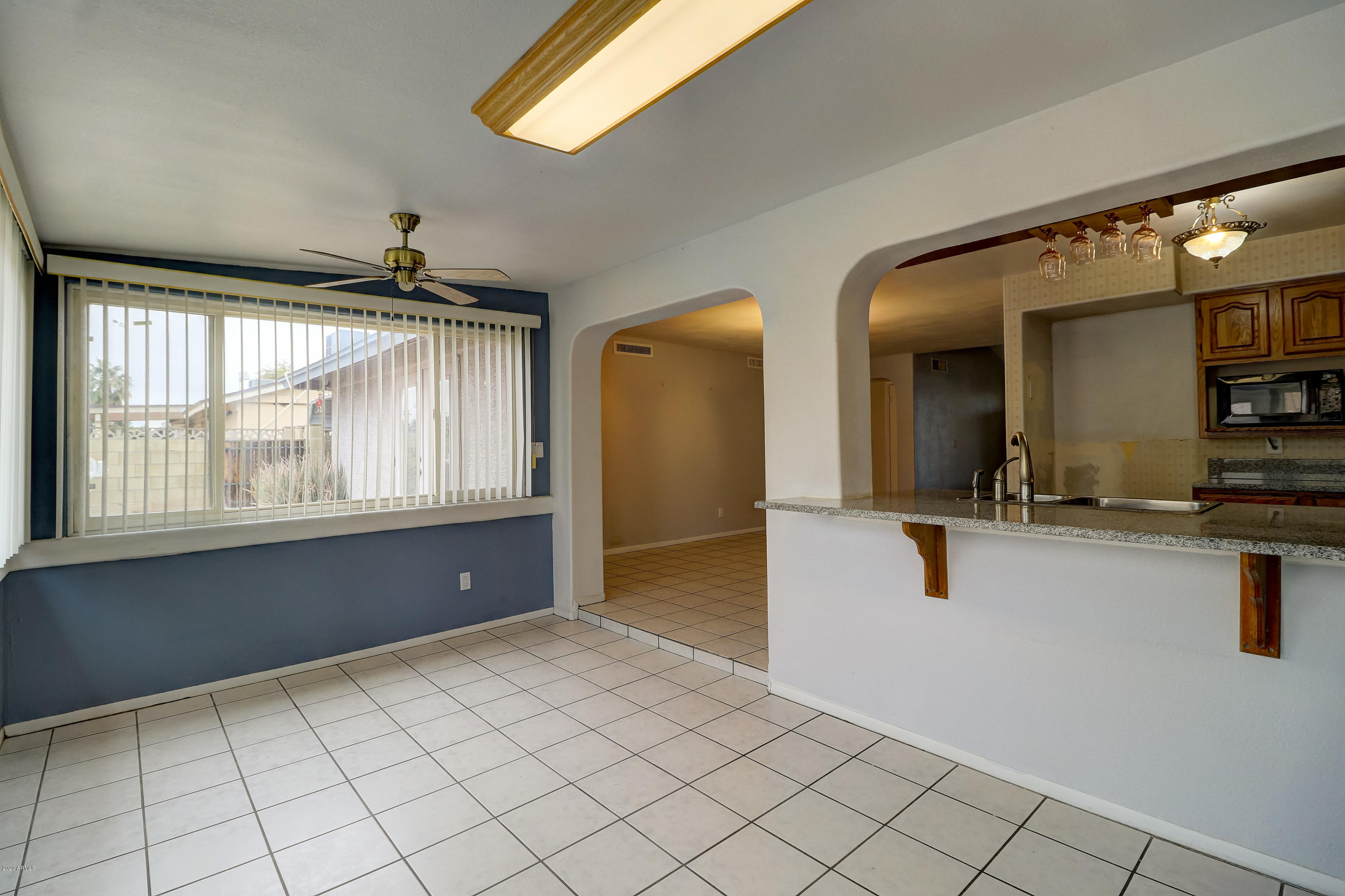 5641 West Hatcher Road Glendale, AZ 85302 - Photo 7 of 19 B (12)