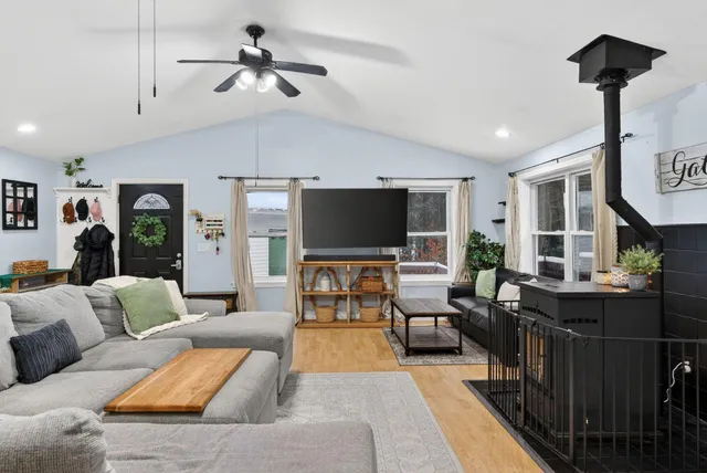 $459,000 | 192 Cemetery Road, Buxton, ME 04093