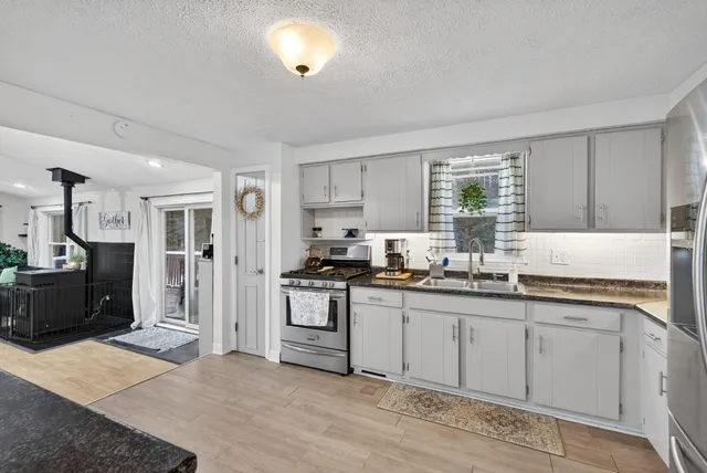 $459,000 | 192 Cemetery Road, Buxton, ME 04093