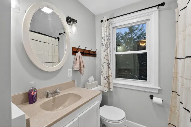 $459,000 | 192 Cemetery Road, Buxton, ME 04093