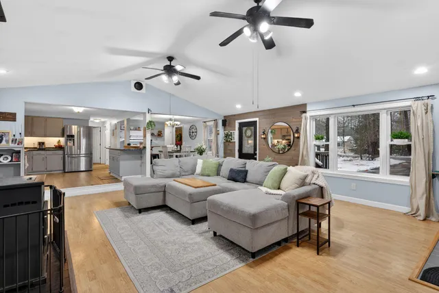 $459,000 | 192 Cemetery Road, Buxton, ME 04093