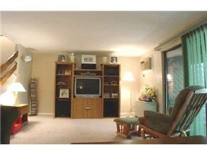 47 Spring Cove Road, Unit 47 Nashua, NH 03062 - Photo 4 of 9