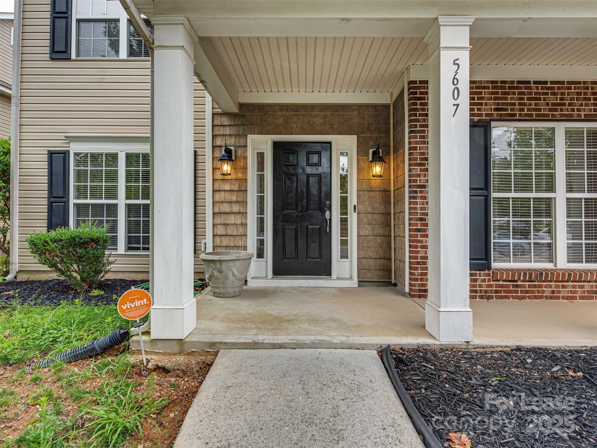 5607 Fulton Ridge Drive Indian Trail, NC 28079 - Photo 2 of 27 a front view of a house
