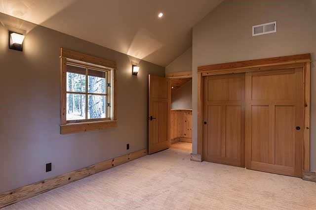 16735 Robertson Road Truckee, CA 96161 - Photo 8 of 14 Gallery Image 8