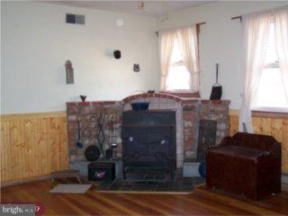 110 County Line Road Riegelsville, PA 18077 - Photo 4 of 5
