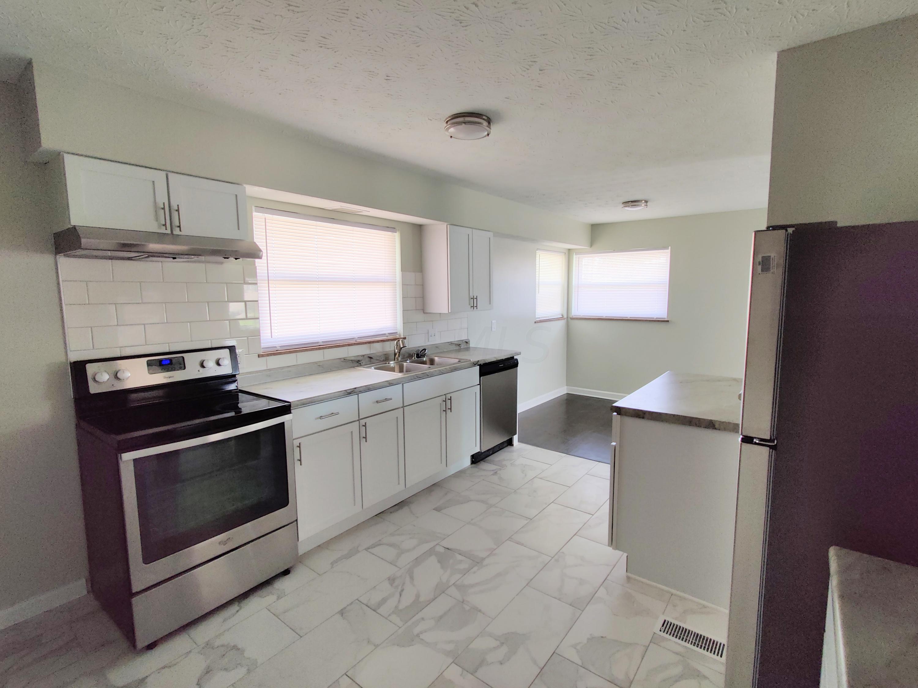 1568 Cunard Road Columbus, OH 43227 - Photo 1 of 24 Gallery Image 1