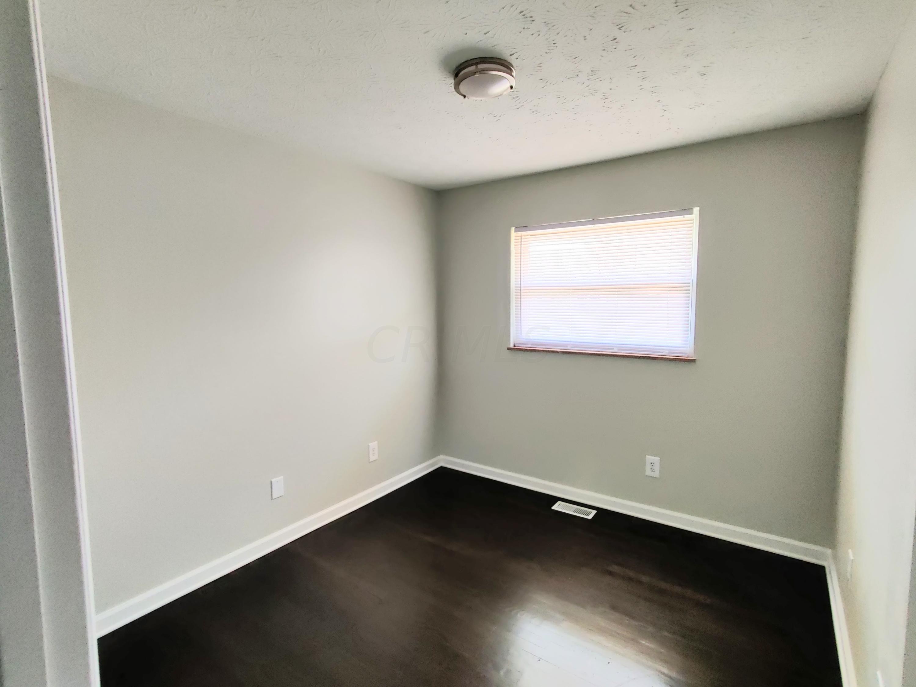 1568 Cunard Road Columbus, OH 43227 - Photo 11 of 24 Gallery Image 11