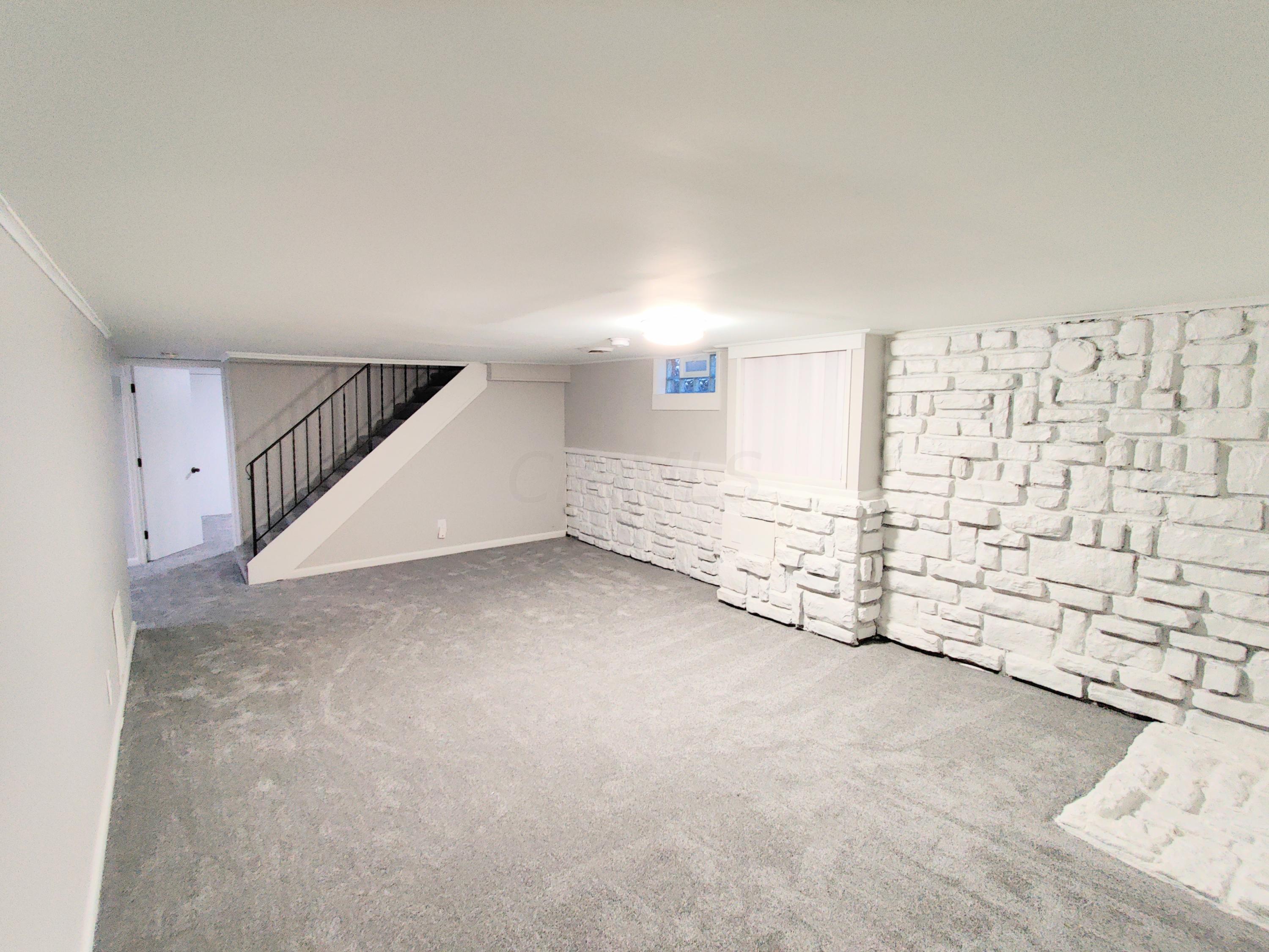 1568 Cunard Road Columbus, OH 43227 - Photo 17 of 24 Gallery Image 17
